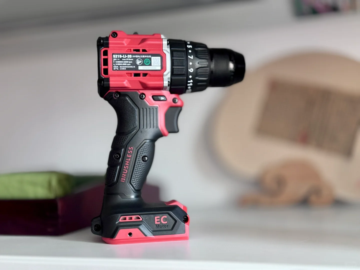 喜欢工具，各种品牌都要体验