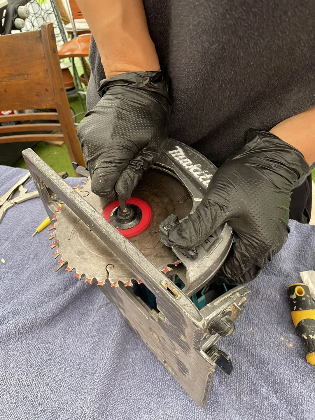 Makita XGT 185mm 圆锯进水维修