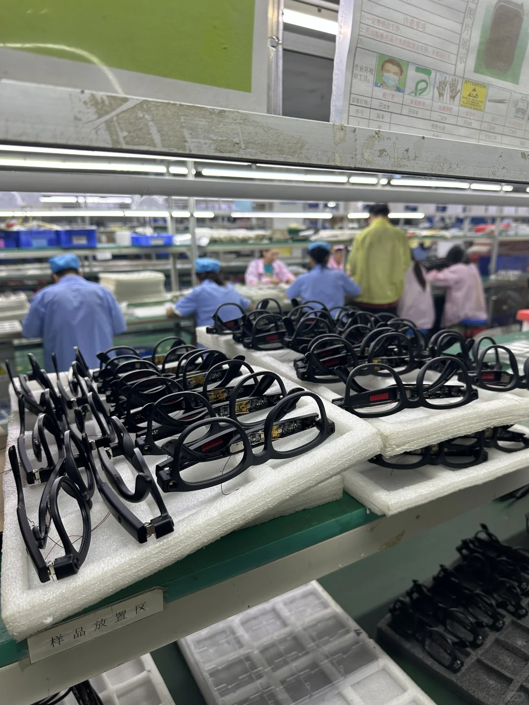 家里有个不大的工厂 是妈妈20年的心血