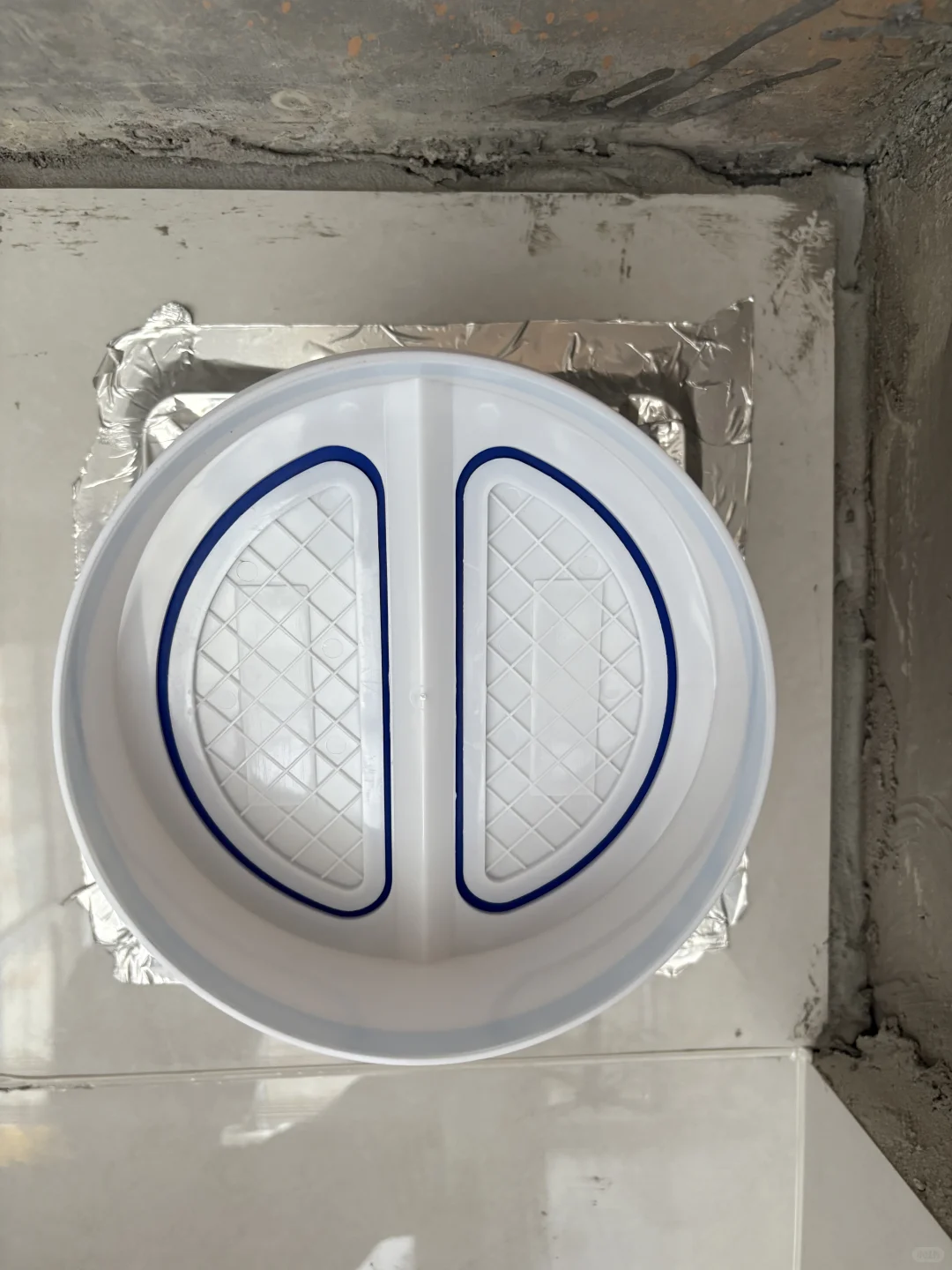 装修进度之油烟机止逆阀安装