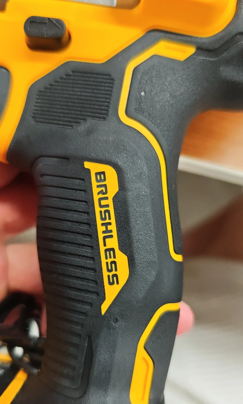 DEWALT得伟锂电无刷冲击钻外观数据建模