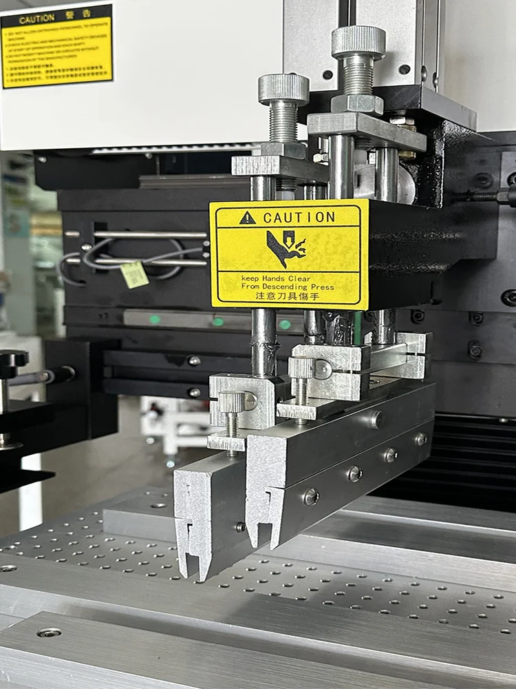 半自动印刷机丝印机气动丝印机锡膏丝网