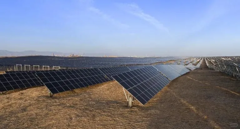 光伏治沙 水上光伏