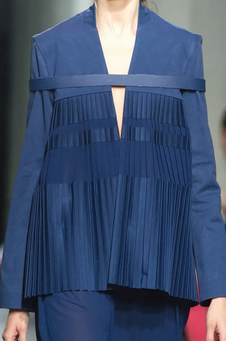 褶皱的大作用和多种表现方法—审美提升