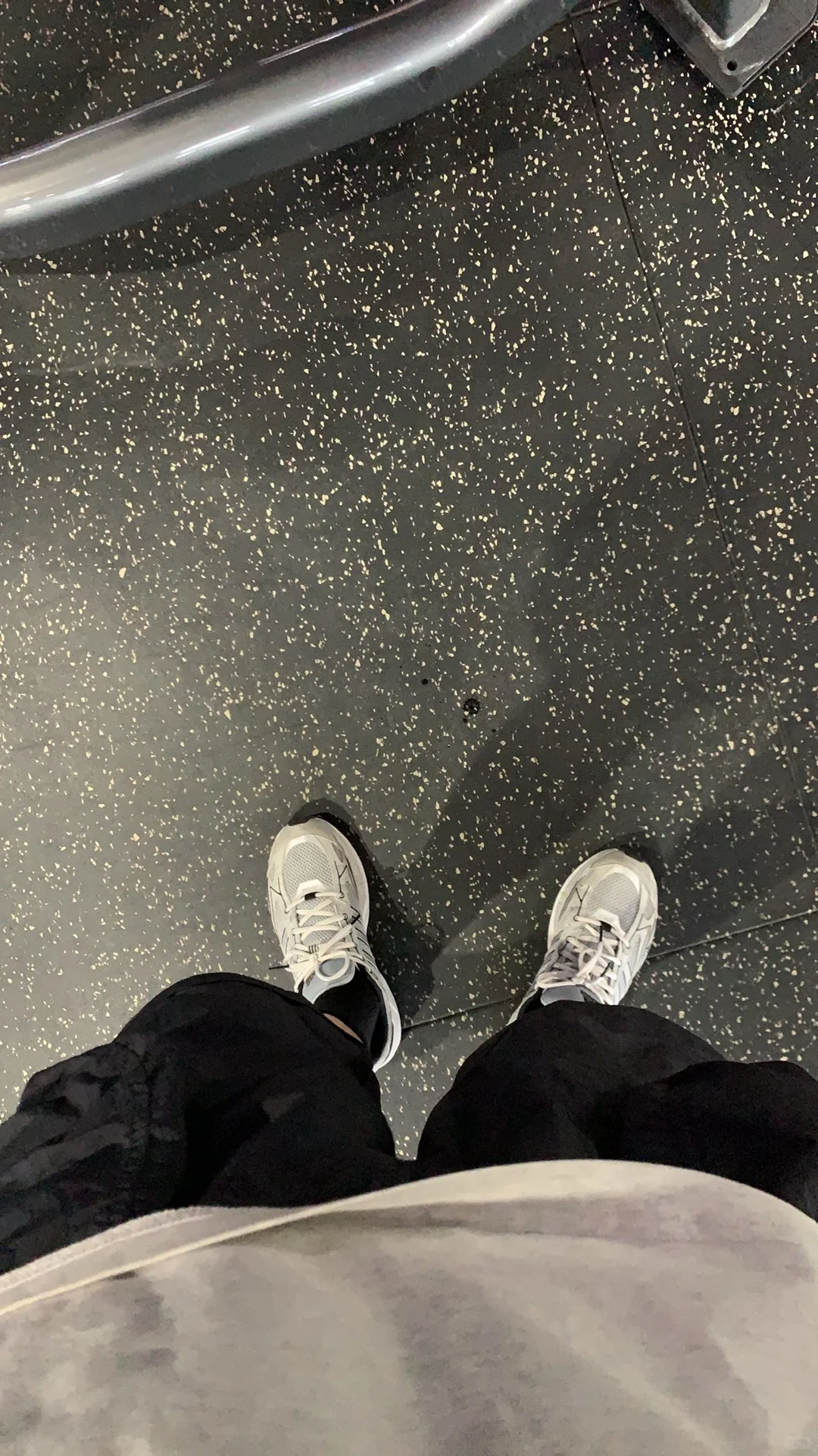 “添加新空压机，之前没玩过今天试试！”