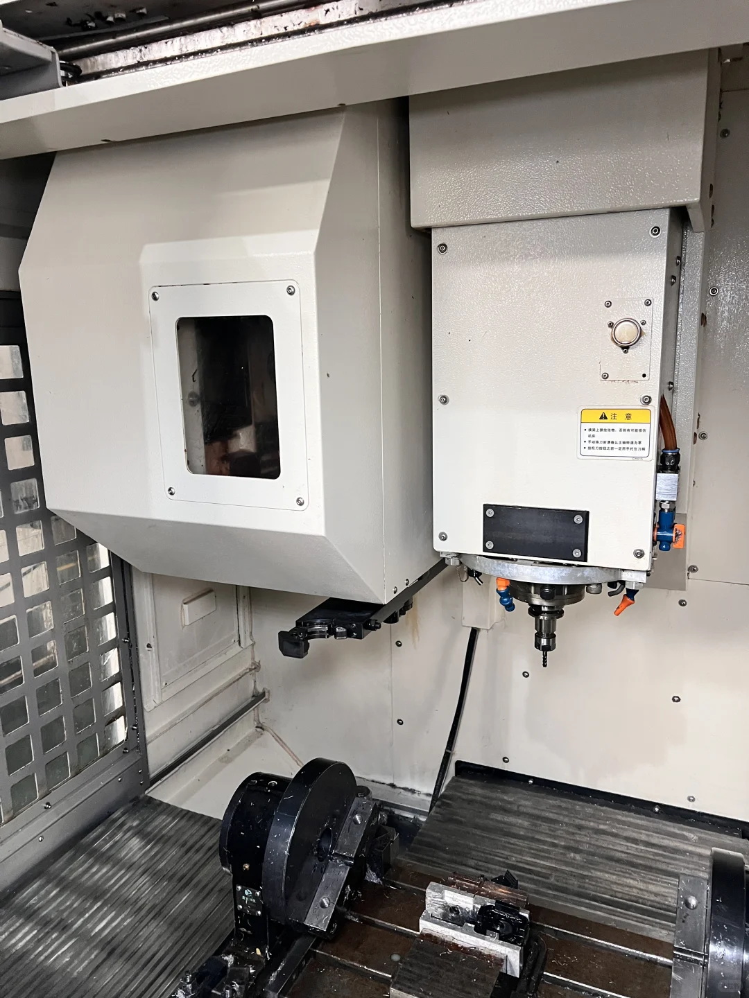 132台北京精雕JDVT600-A12S和JDLVM400E