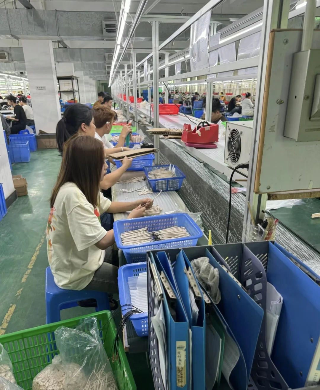 广州电子厂 一个月6800