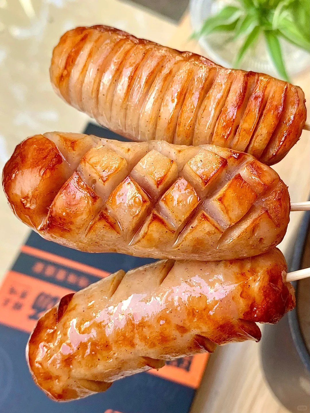 请问这样的烤肠摆摊卖多少合适呢??