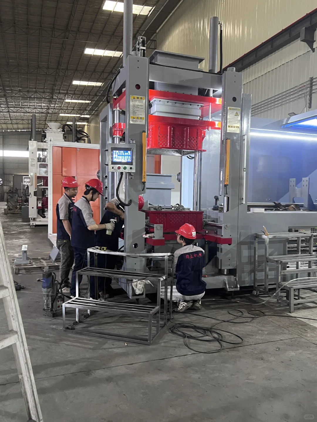 00年机械厂二代回家做事的18天