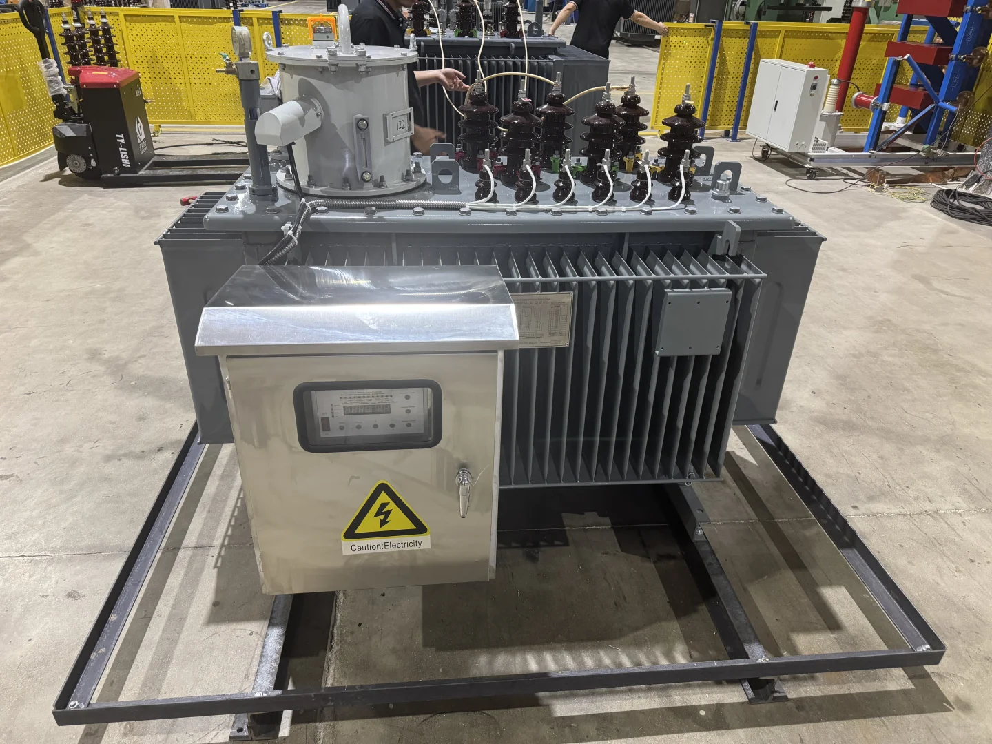 SVR-3150/8-10三相线路调压器