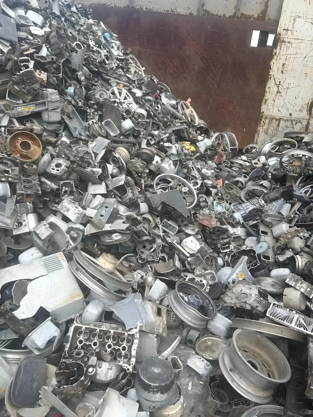 救命！门窗铝材选错=白扔钱！内行人私藏选购