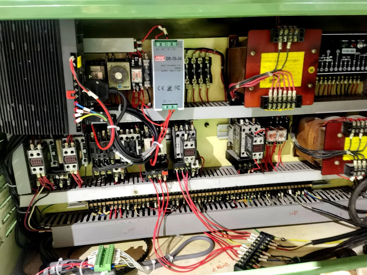 宇青磨床YSG-1224AHD