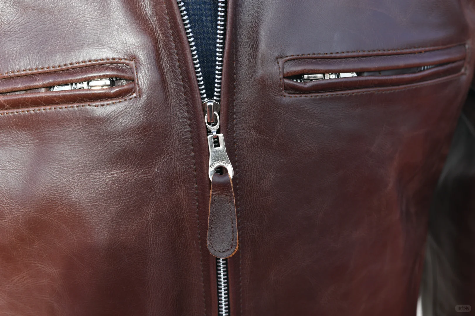 阳光下的 BF109红棕色马皮