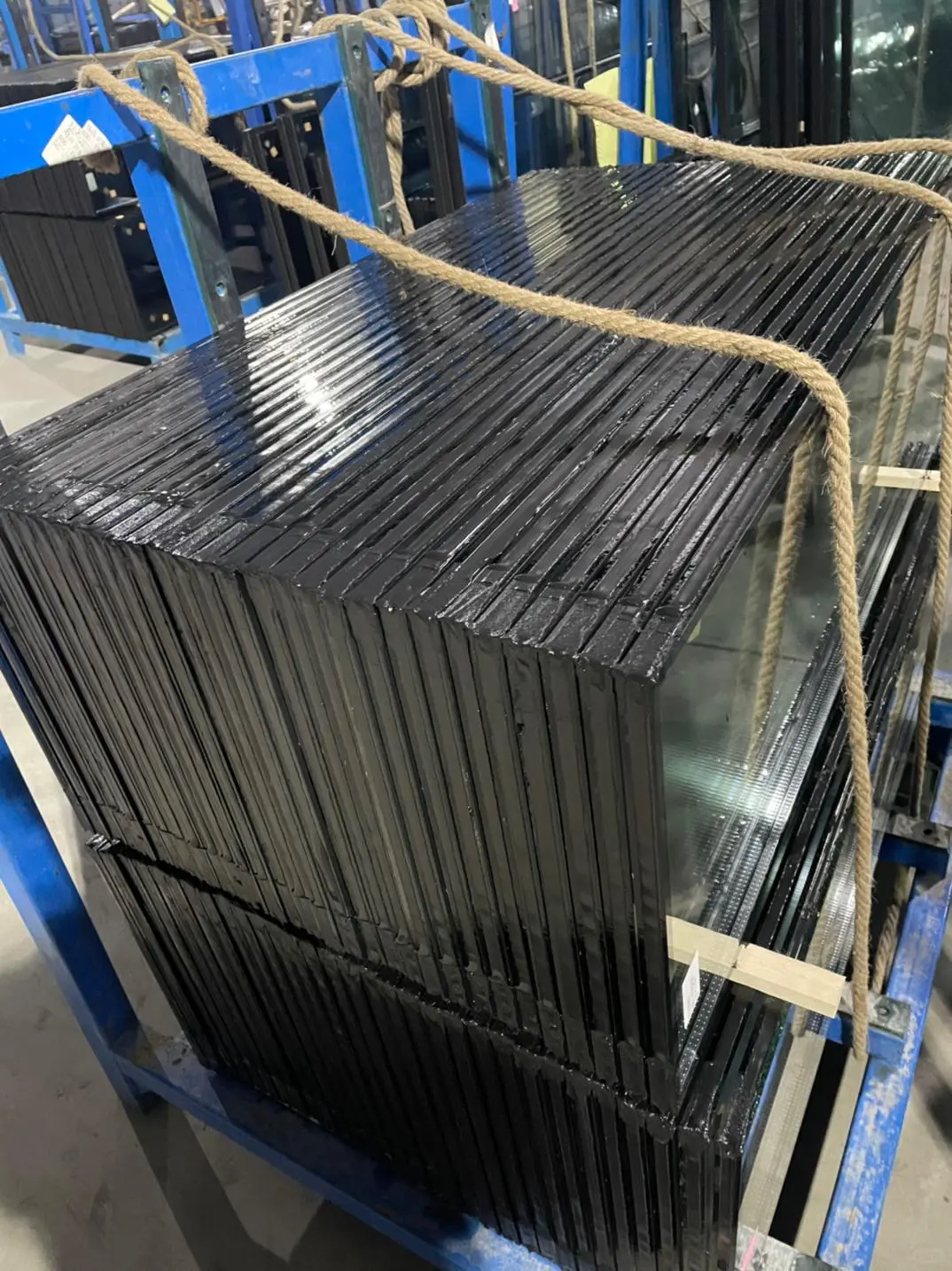 专业生产玻璃厂家