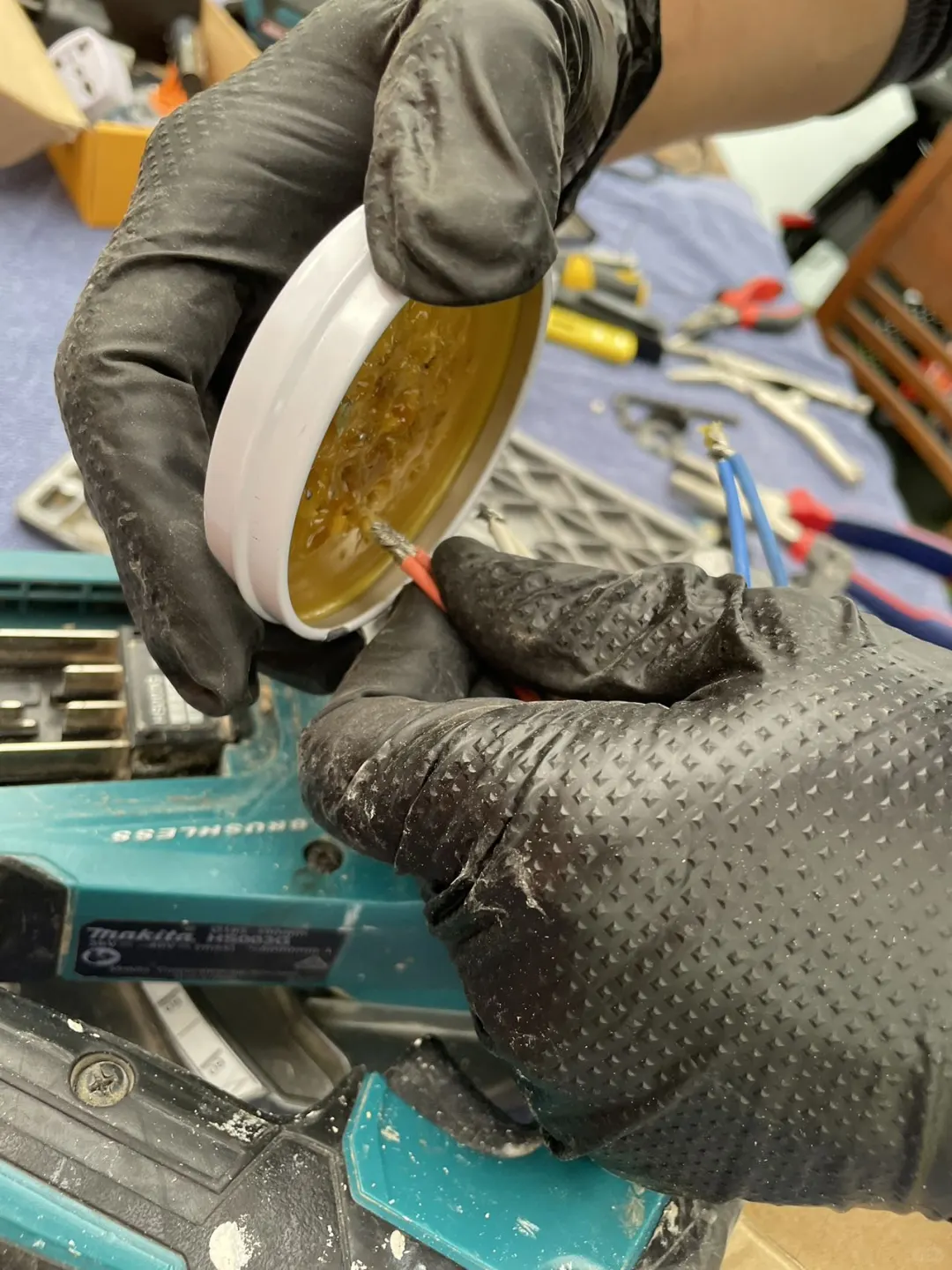 Makita XGT 185mm 圆锯进水维修