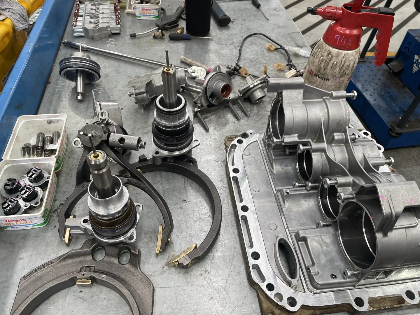 ??卡车机械师的一天