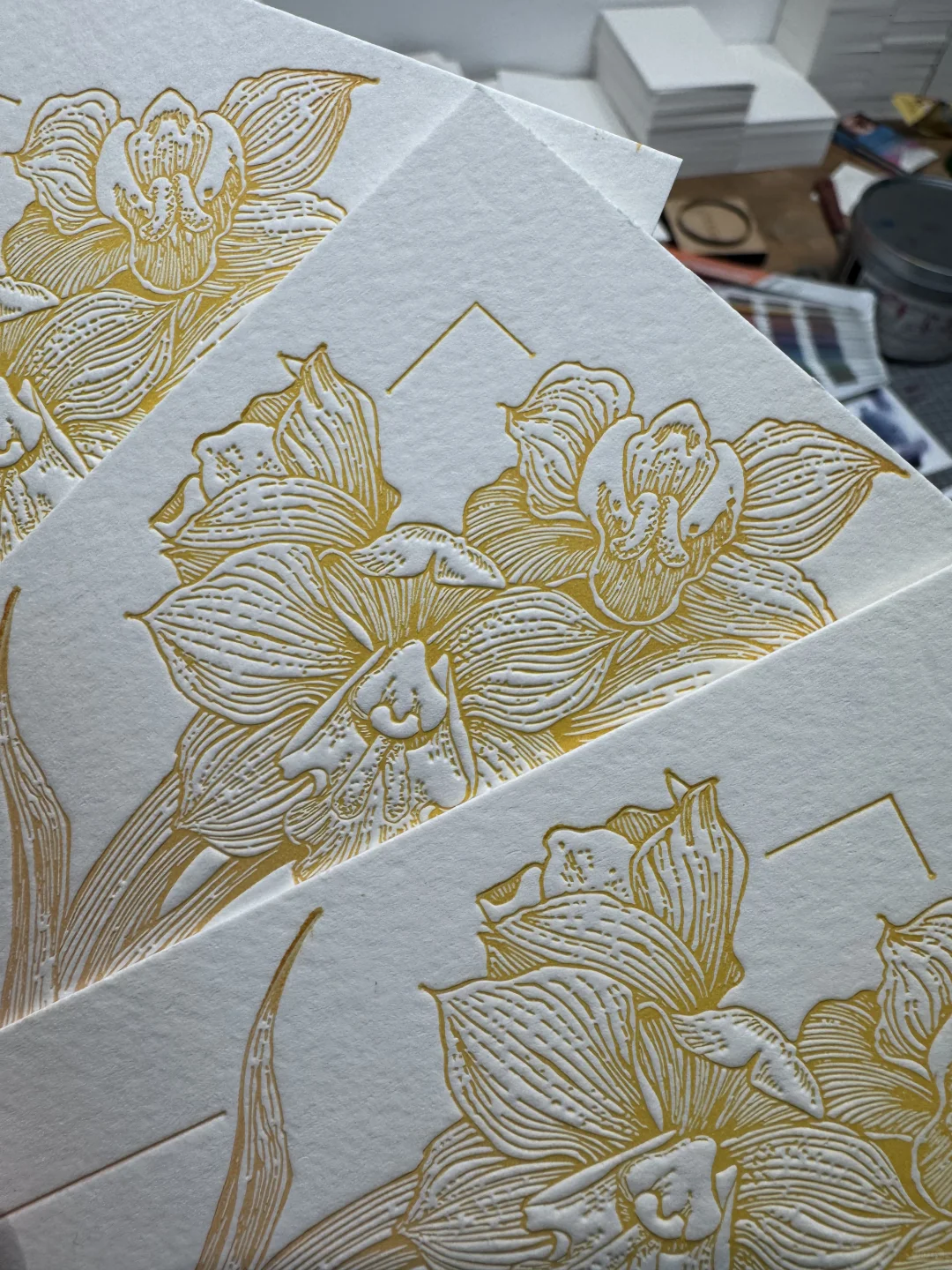 一些关于渐变的压印质感