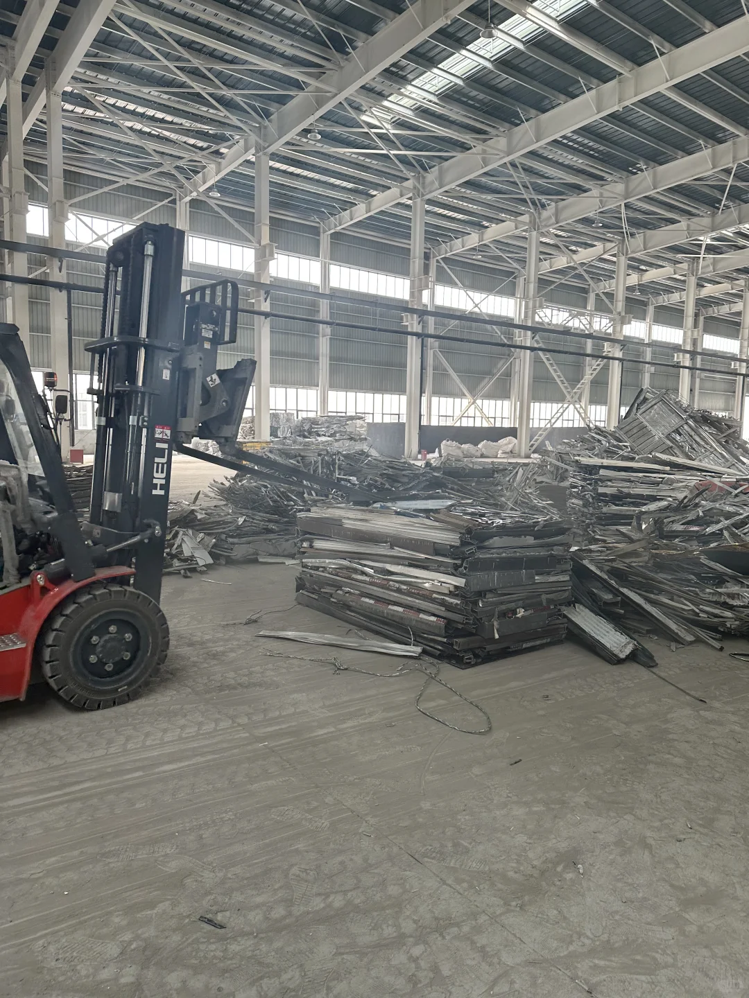 【从央企到废铝厂｜人生不设限才有无限可能】