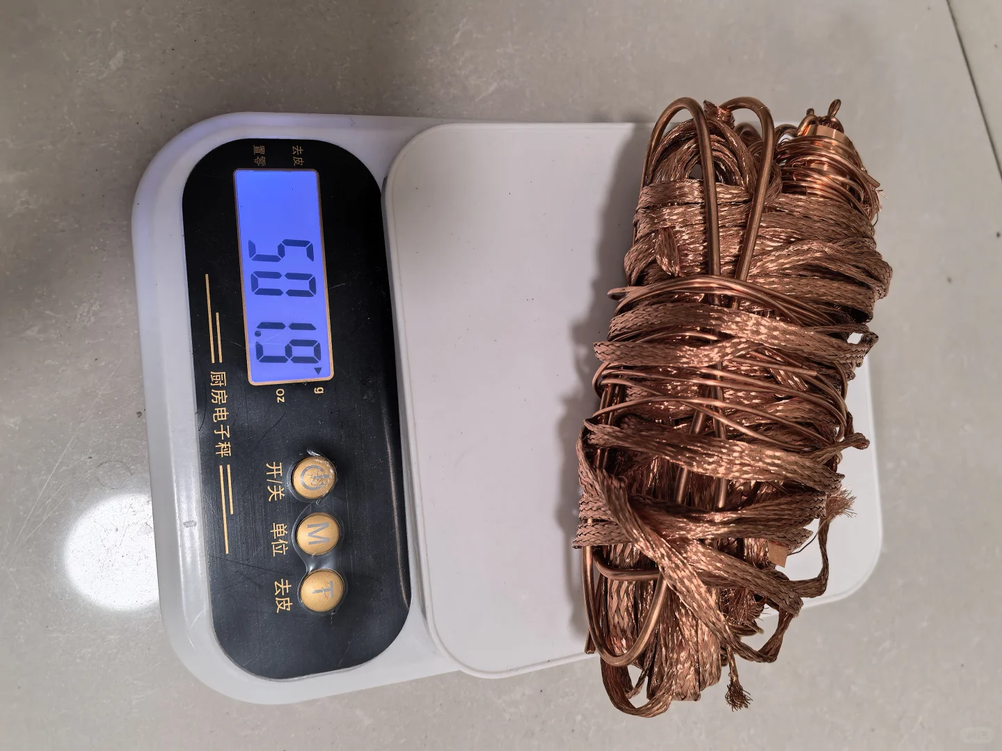 家里闲来无事就捡点废铜铜线