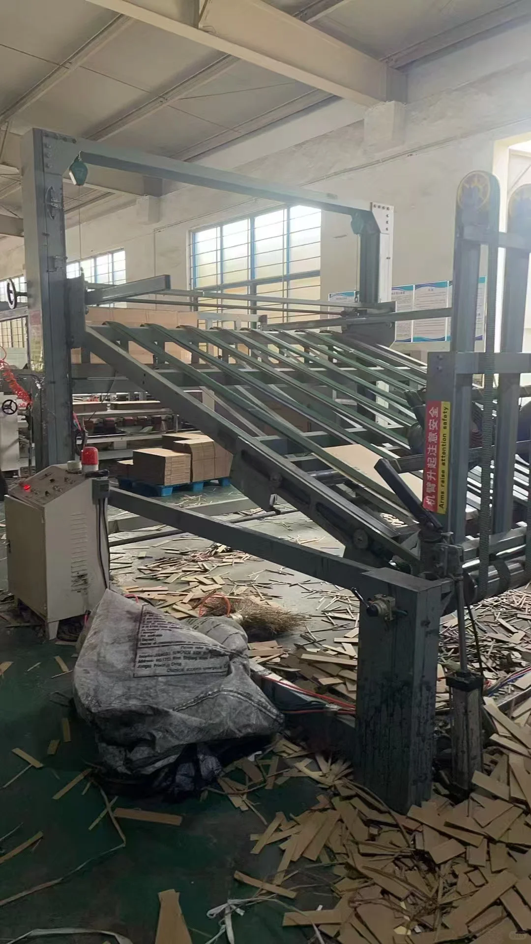 三机联动!小型纸箱厂印刷+送纸+堆码机操作