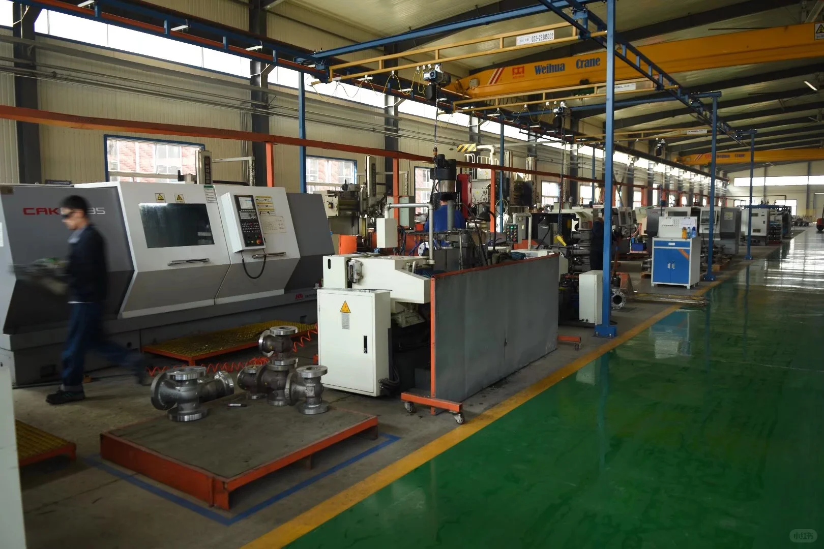 阀门生产中……