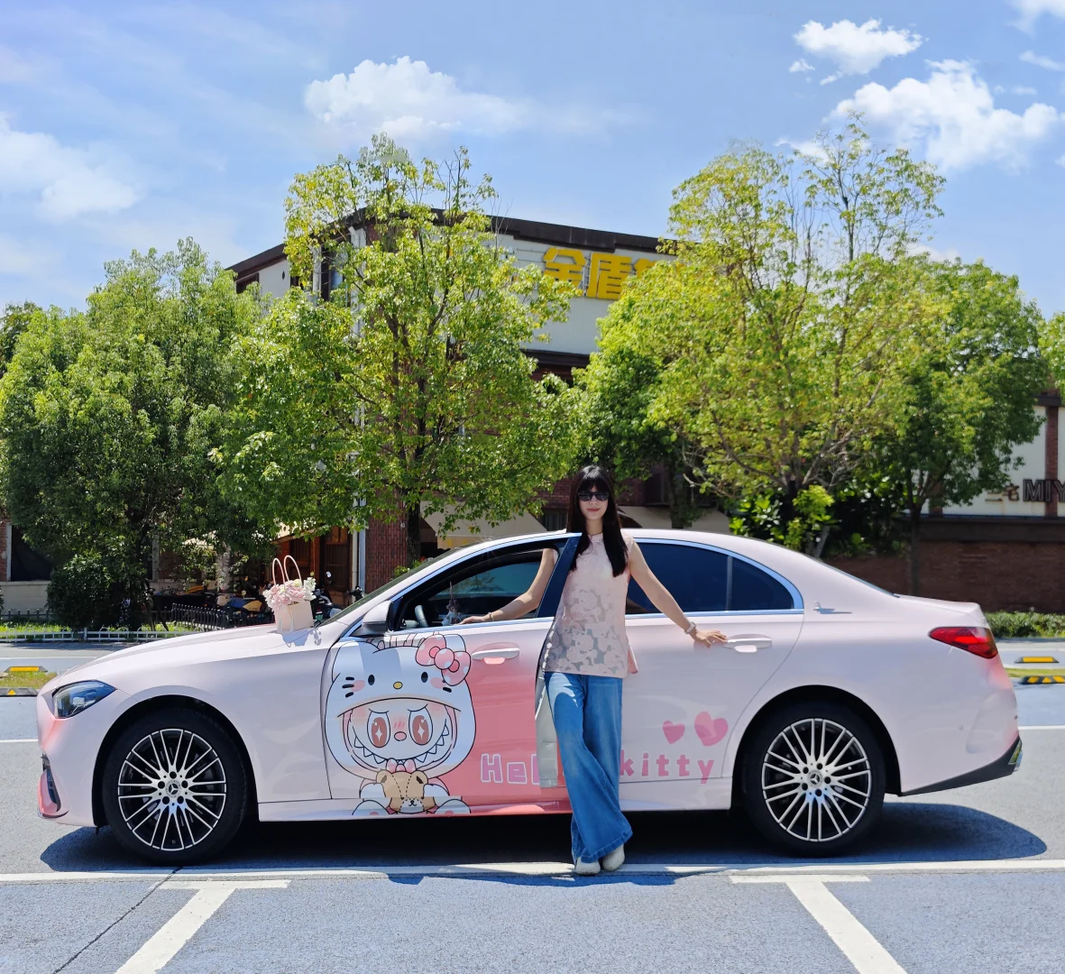 两年前贴了改色膜的奔驰C现在怎么样了