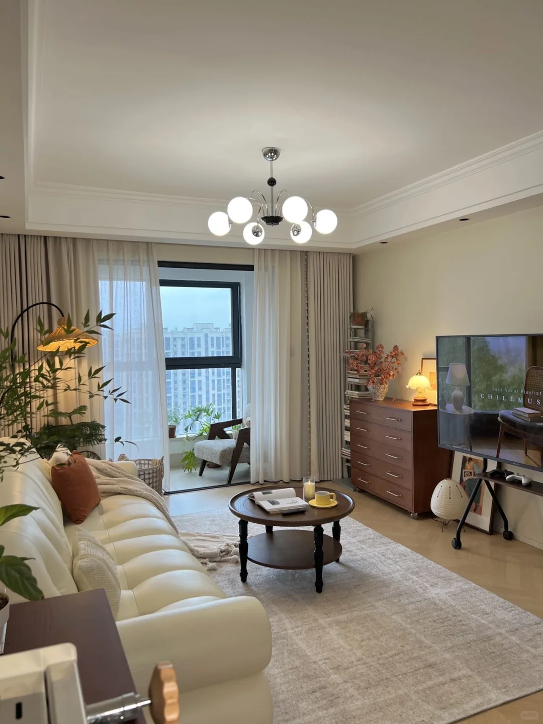 两个人一起努力的小家,64平也挺好