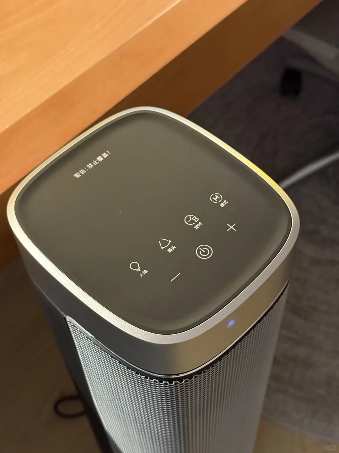 小书红抄作业成功 自装出了理想的书房！