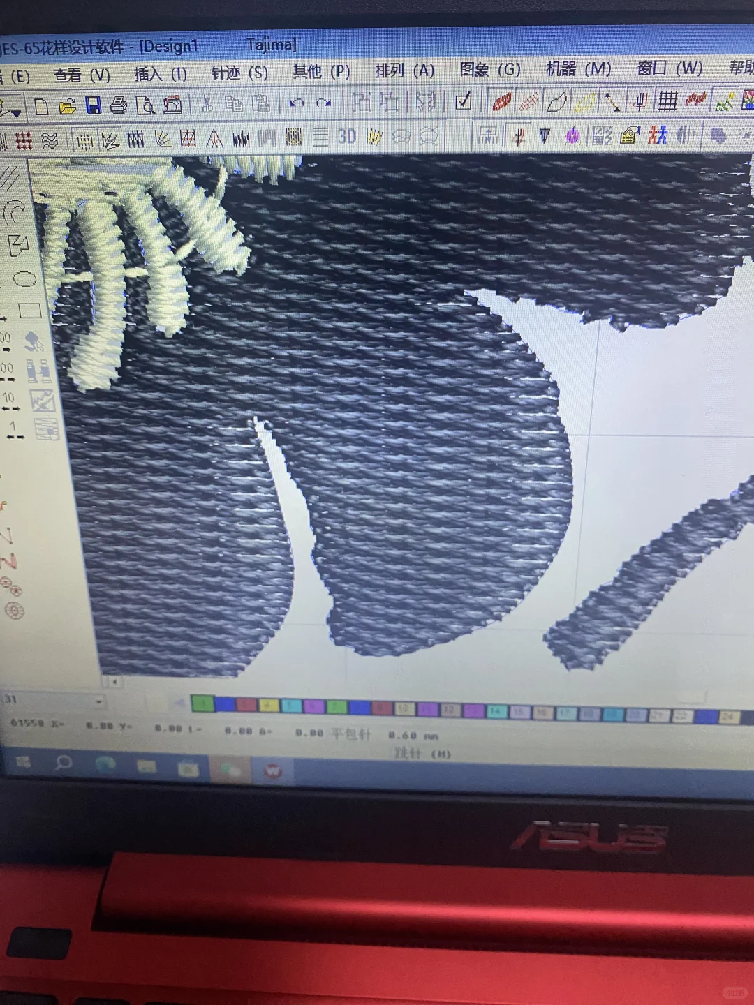 接绣花制版 花小钱办大事 后两张效果图