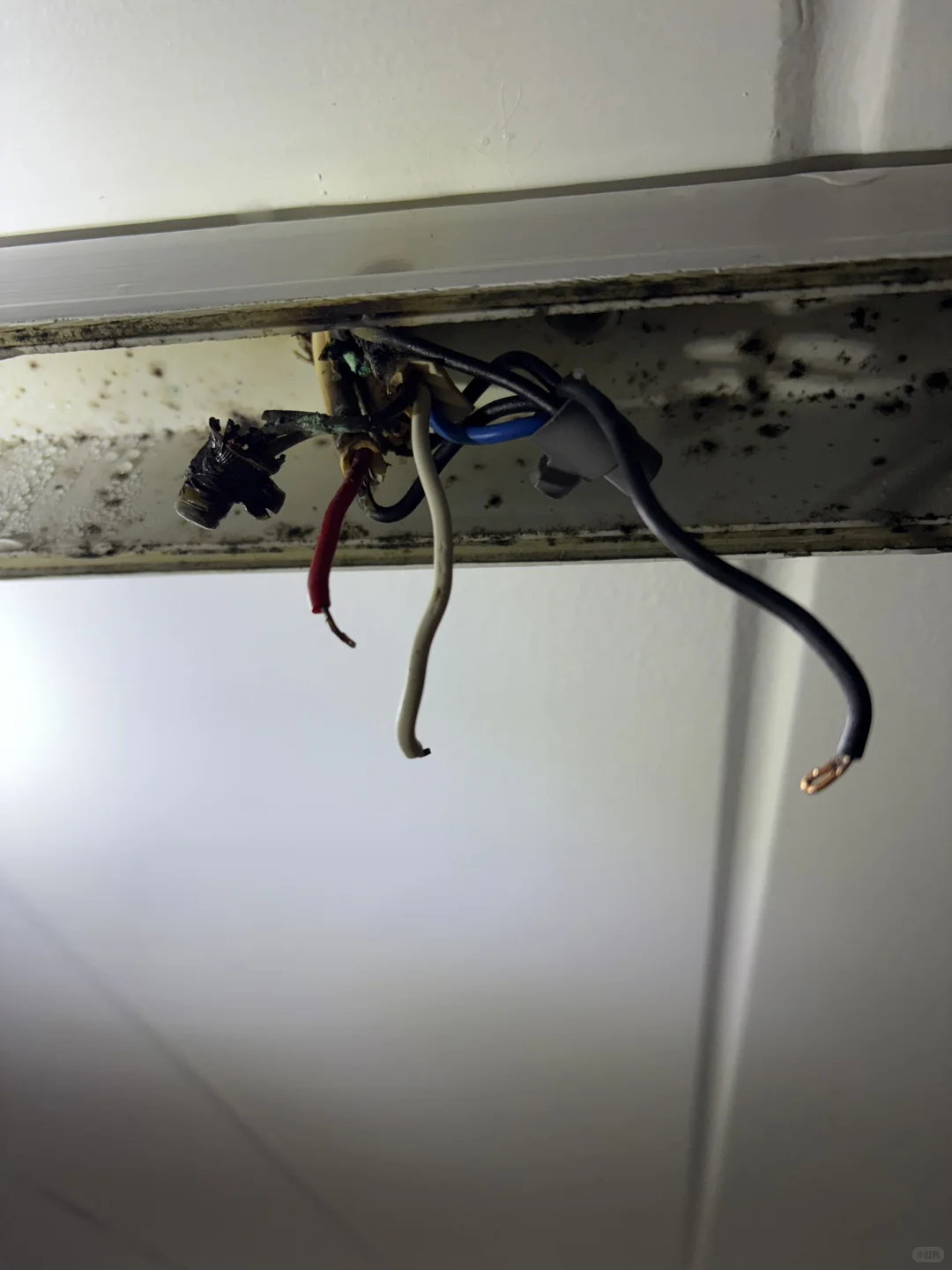 今日电路故障排查