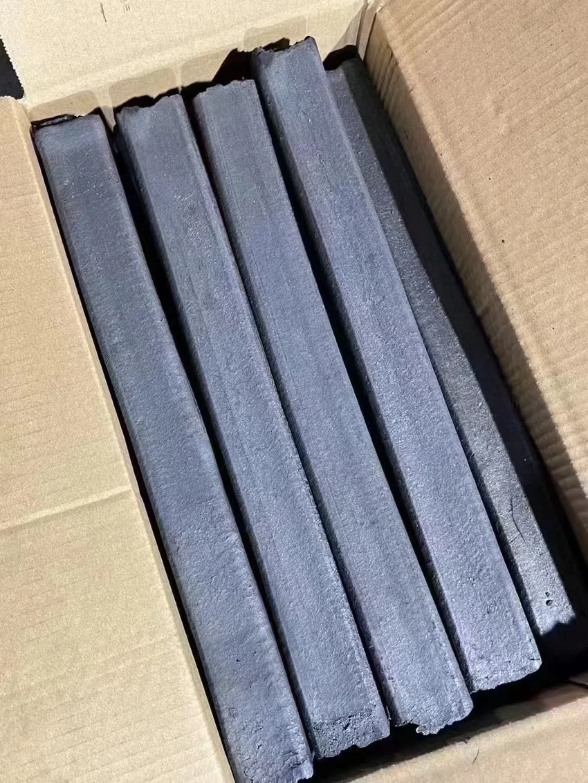 烧烤店老板看过来