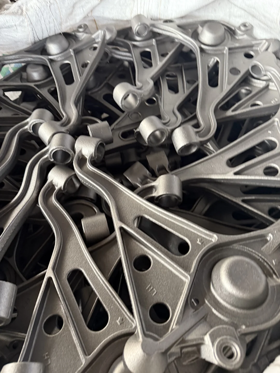 摆臂 控制臂毛坯球墨铸造