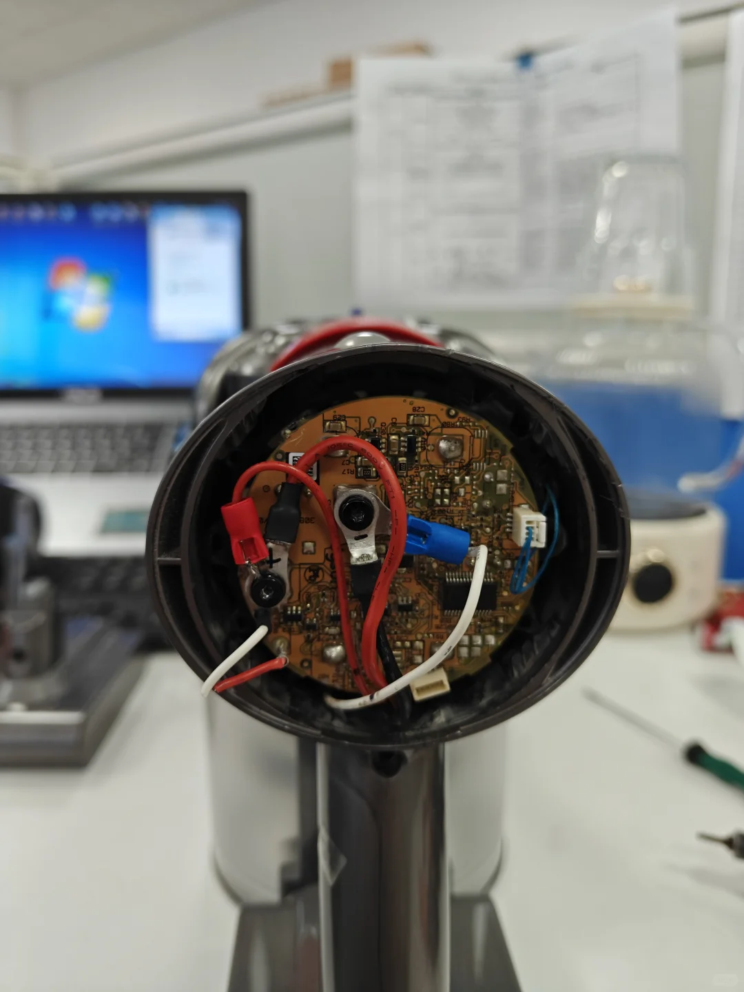 戴森（Dyson）-手持式吸尘器维修