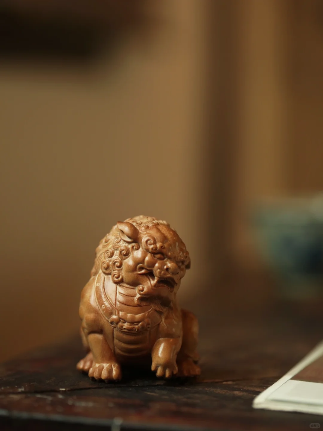 瑞狮端坐，霸气威武