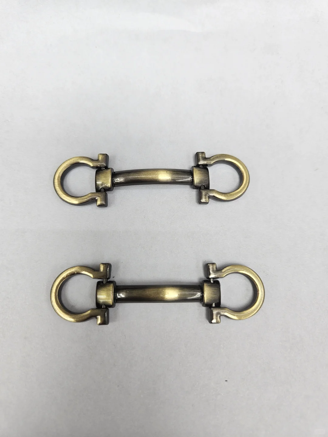 找纽扣看这里！