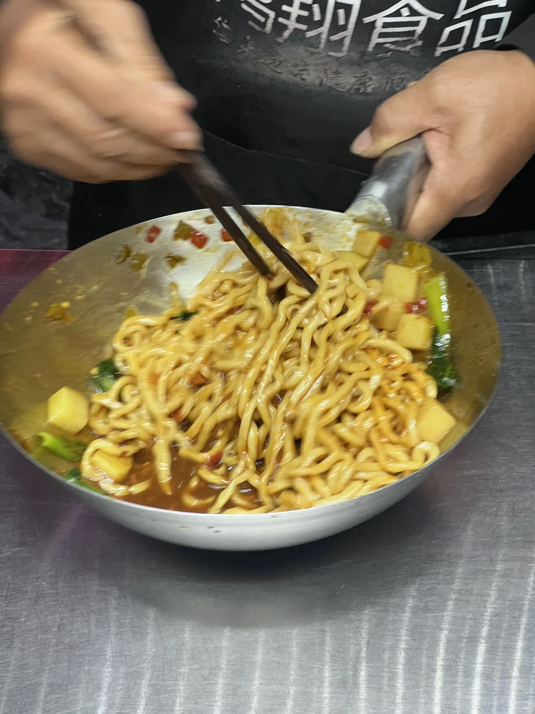 在邯郸 | 工程大学 每天一家小店