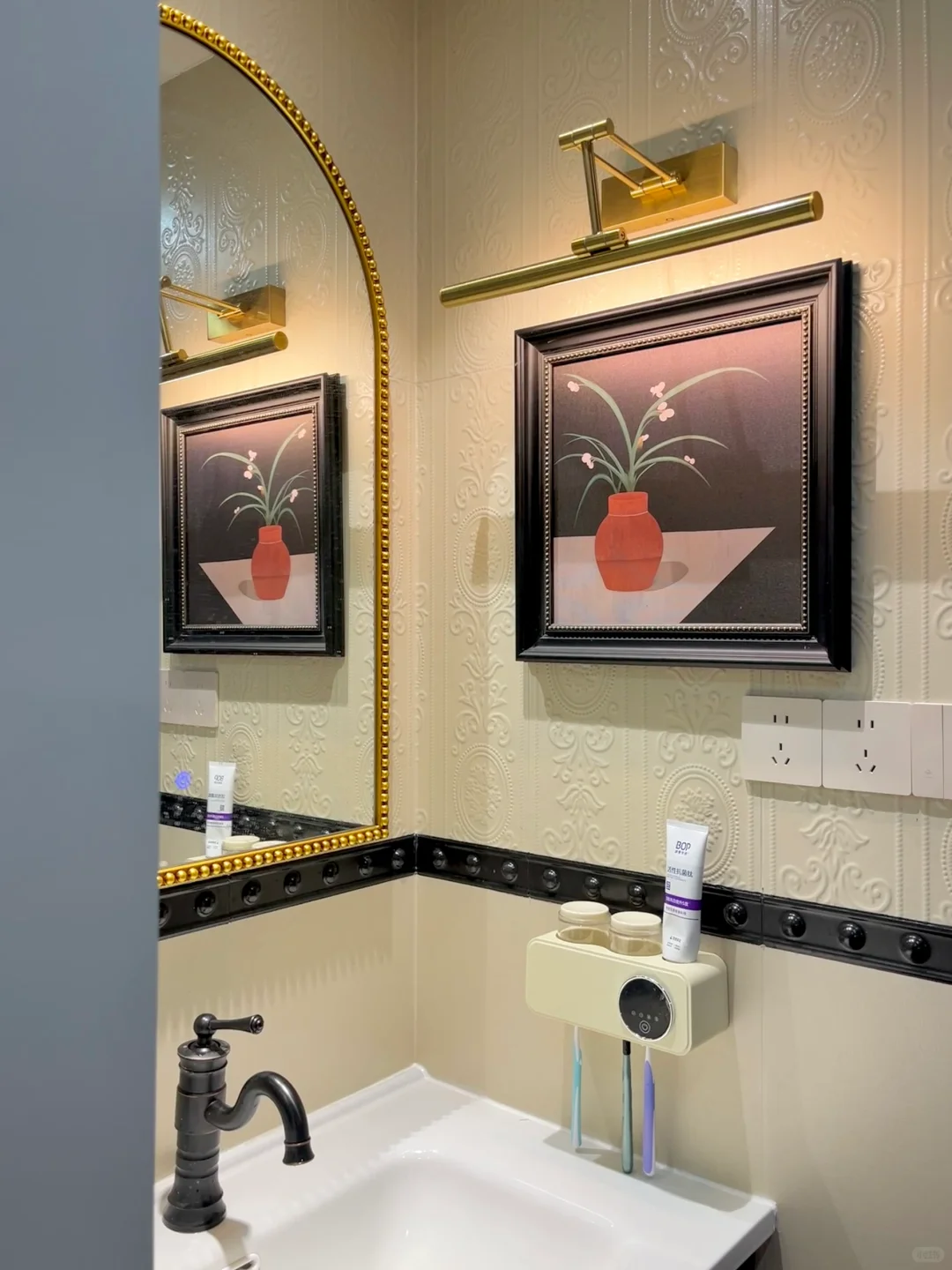 终于找到适合这个角落的绿植了?