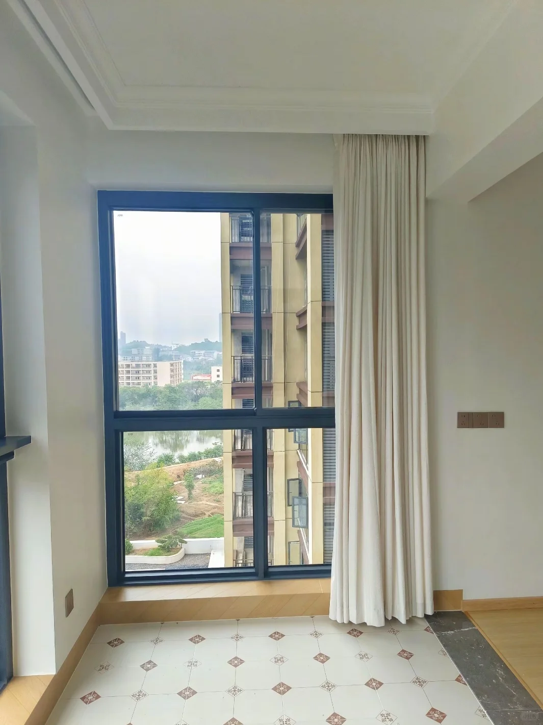 太喜欢我家的封窗了！这1.6w花的值！