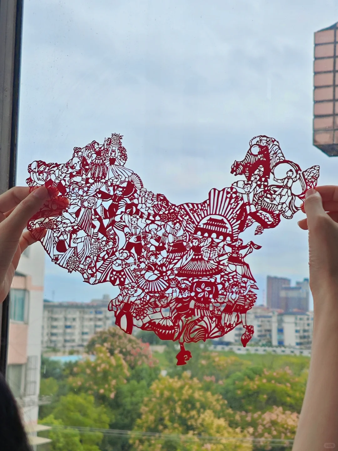 是多难的剪纸才只赚200块