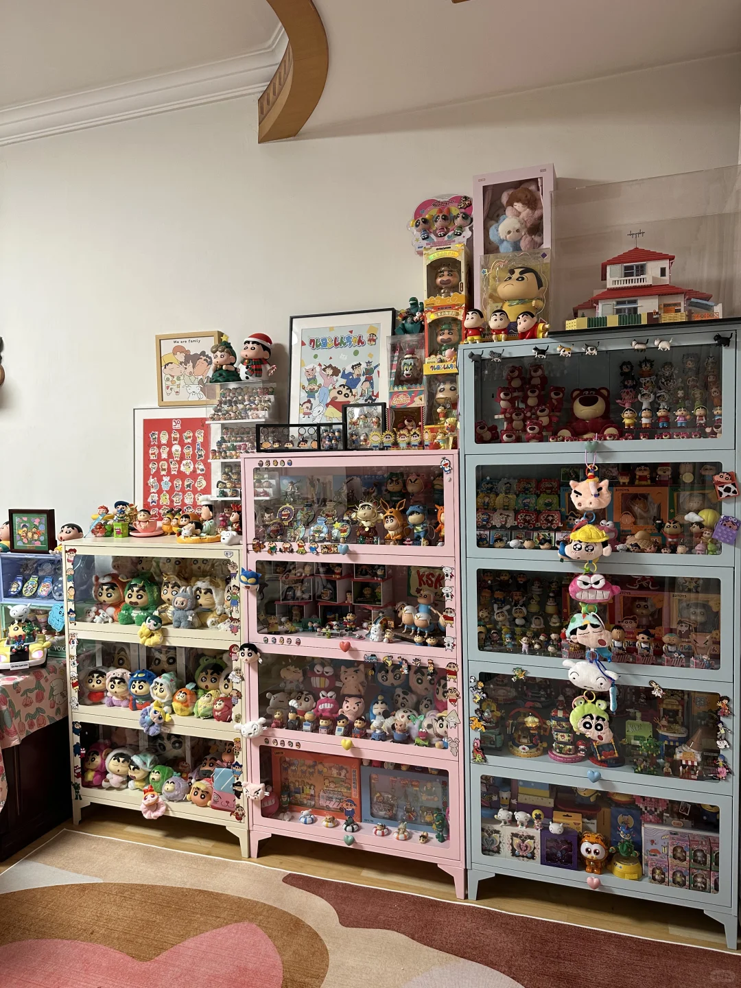 满满当当的蜡笔小新之家❤️简直太治愈了！?