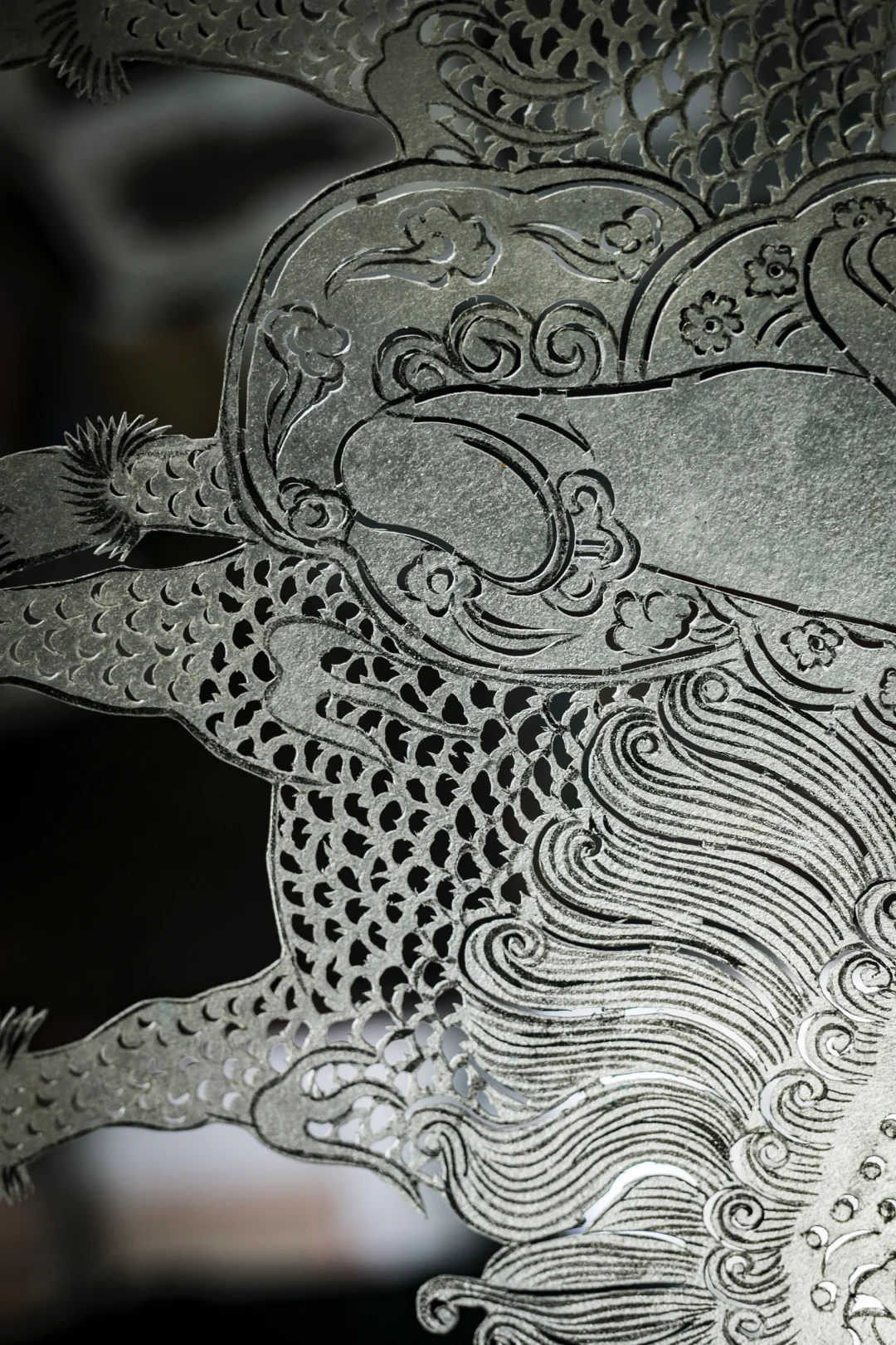 光与影的艺术｜在手艺人挥动下绽放绚丽光彩