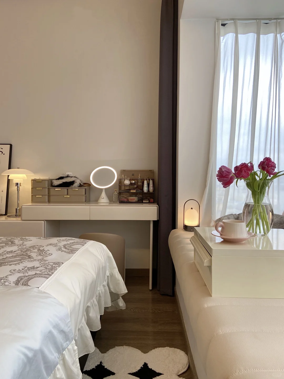 直接抄!小户型卧室这样布置好看又实用!