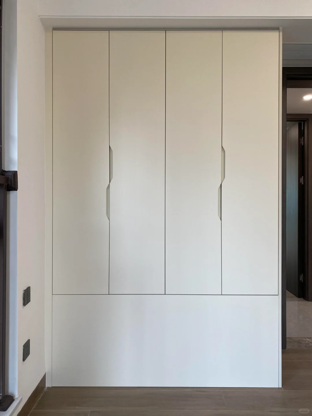 全屋定制现场安装图