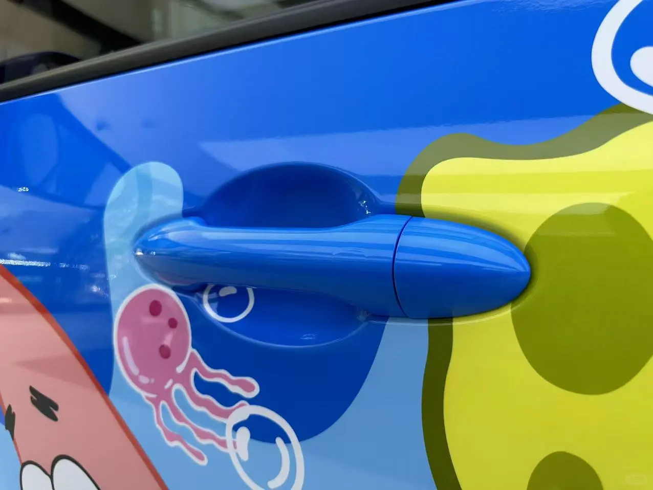 谁说小车不能做顶流？｜海绵宝宝联名版」