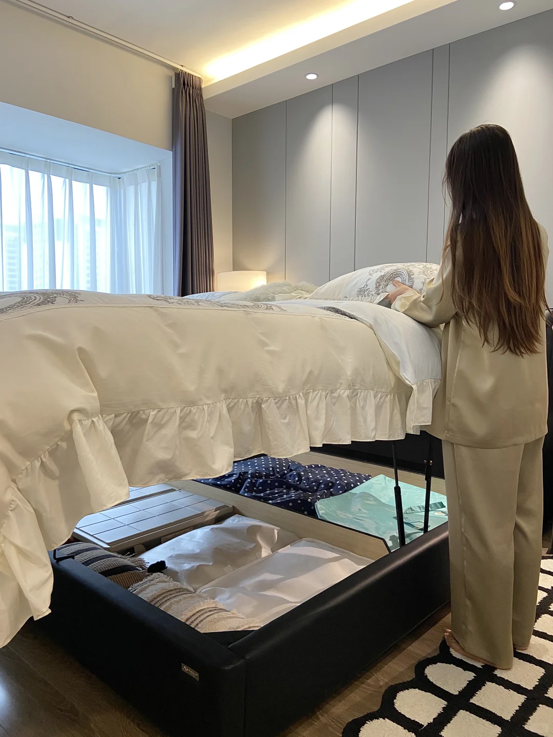 直接抄!小户型卧室这样布置好看又实用!