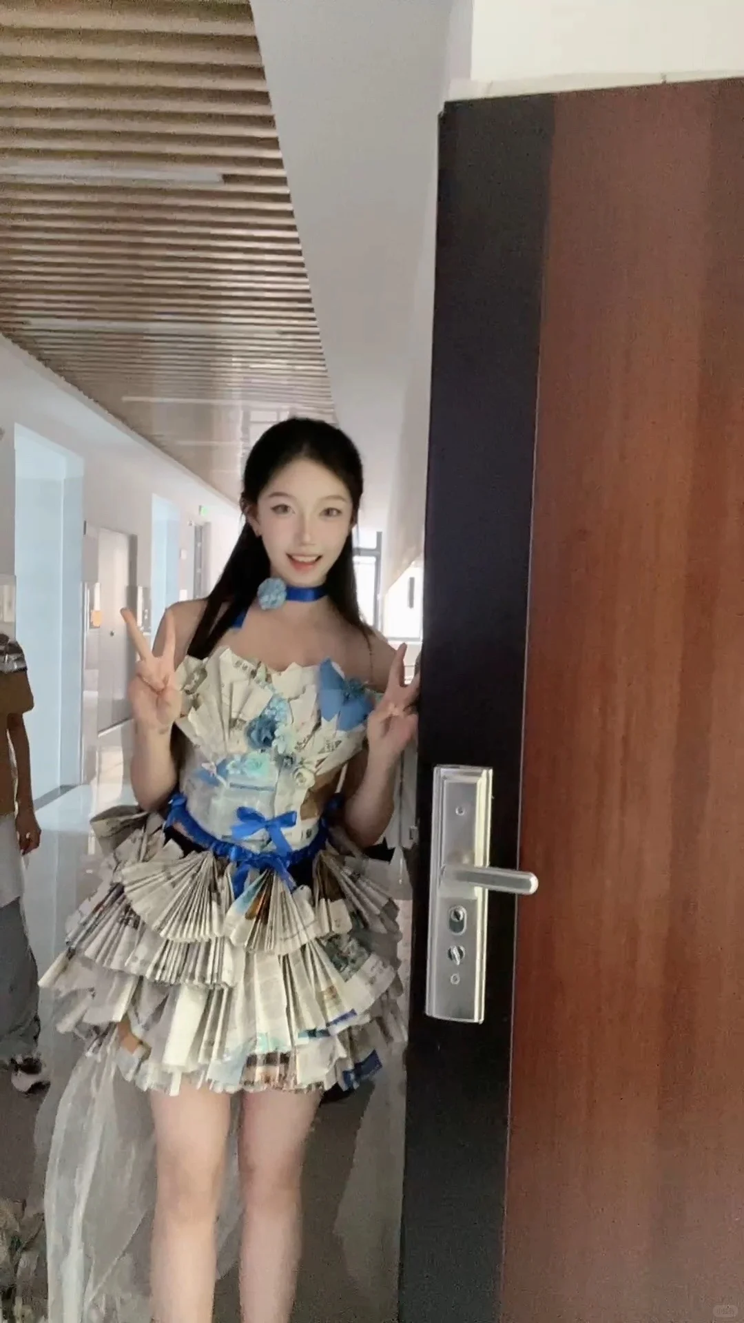 真的好美！报纸也能这样做？！