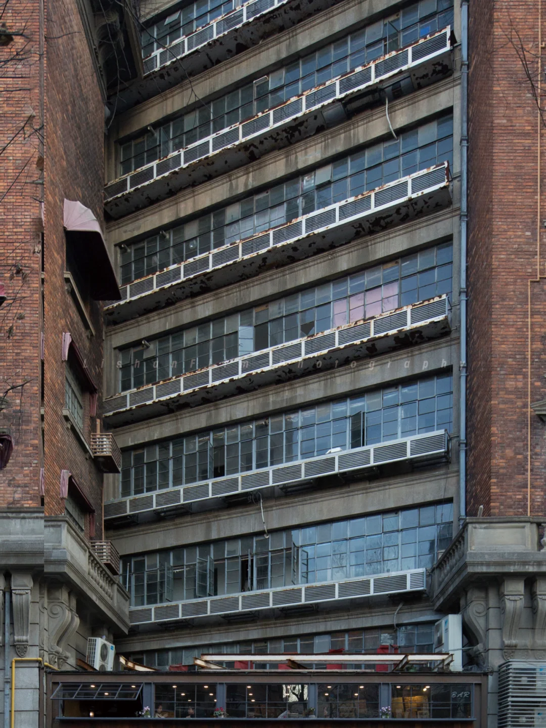 武康大楼的AB面