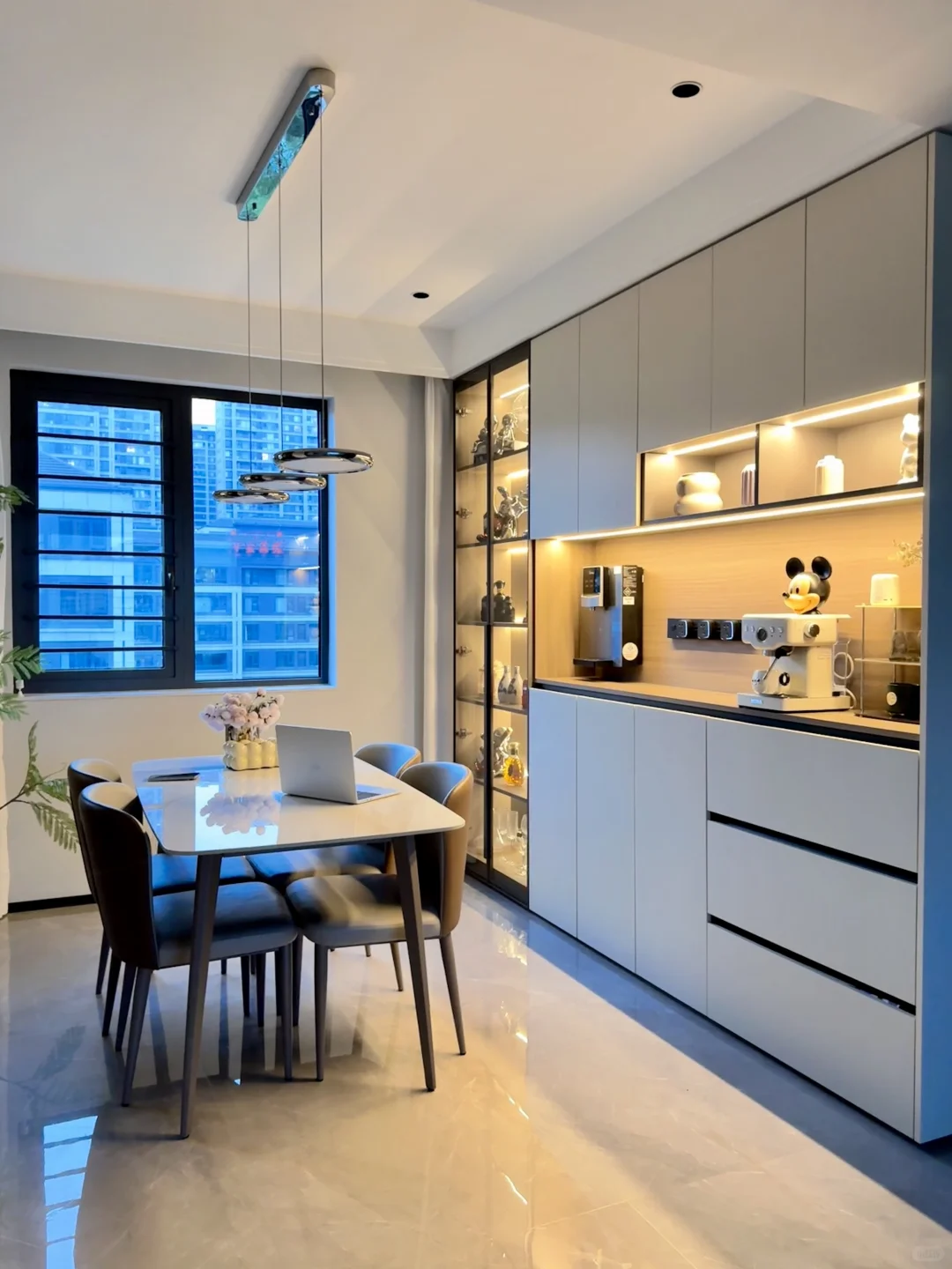 餐厅2.6米开间，一定要做极简餐边柜！！