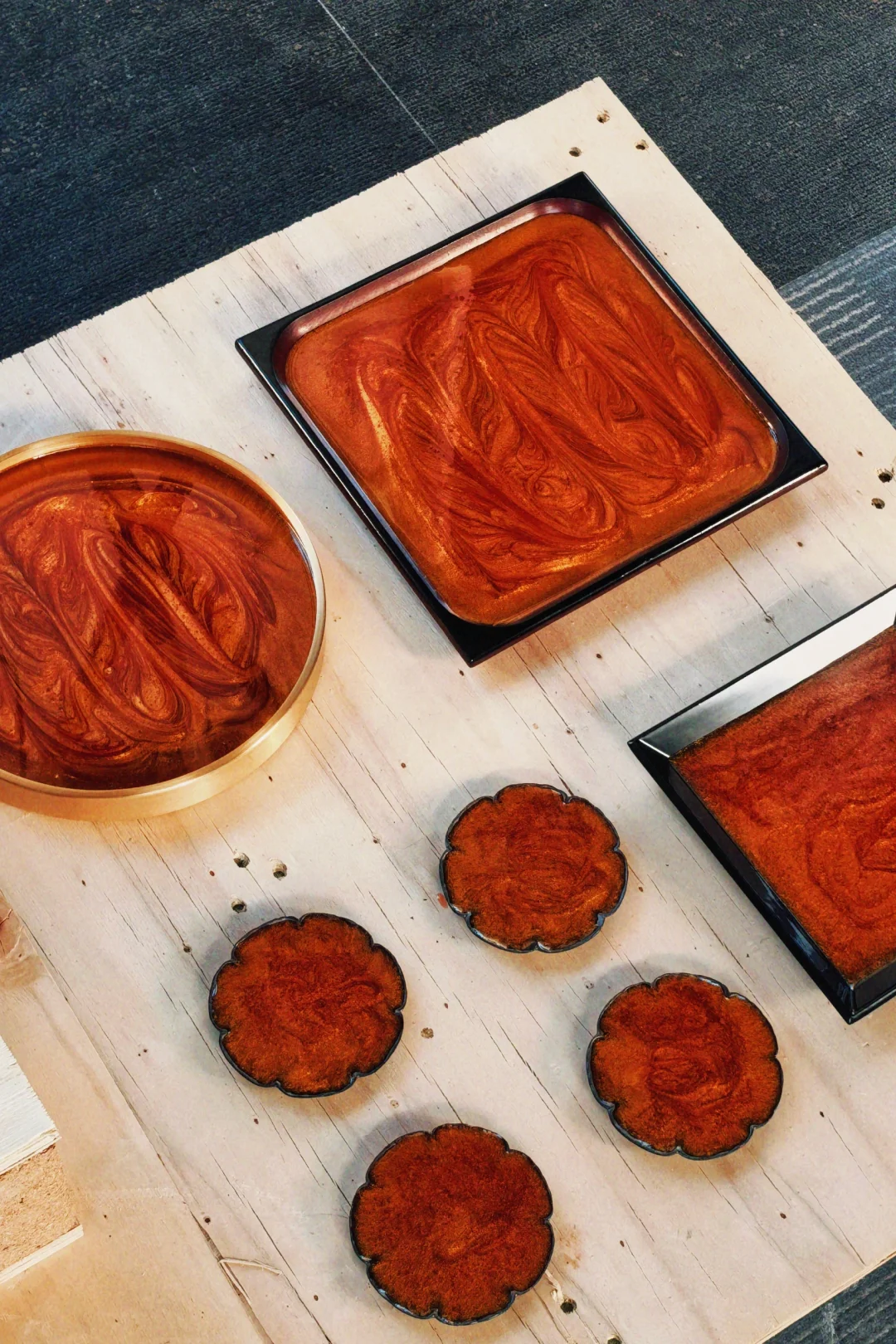 SUPER GUIDE｜设计师制作手工树脂 惊奇！