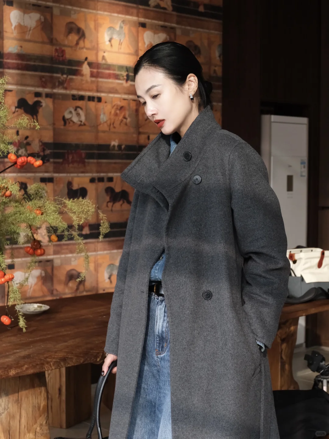 长期主义 秋冬衣橱里不可缺少的灰色大衣